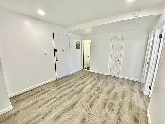 Rented by Realty Nerd | media 4