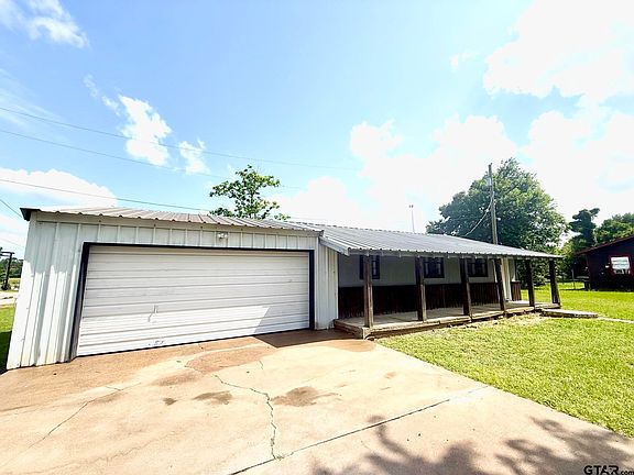 3rd image of 712 Norman Ln