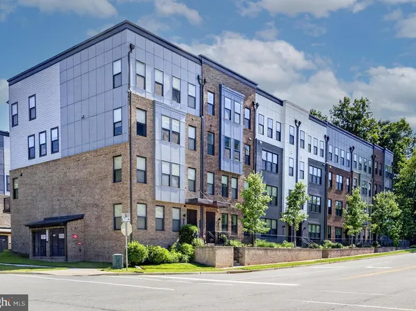 4053 Legato Rd #80, Fairfax, VA 22033