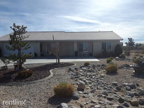 0000_2048243854_medium