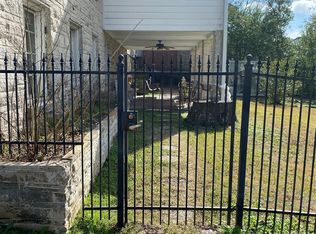 2002 Avenue O, Huntsville, TX 77340
