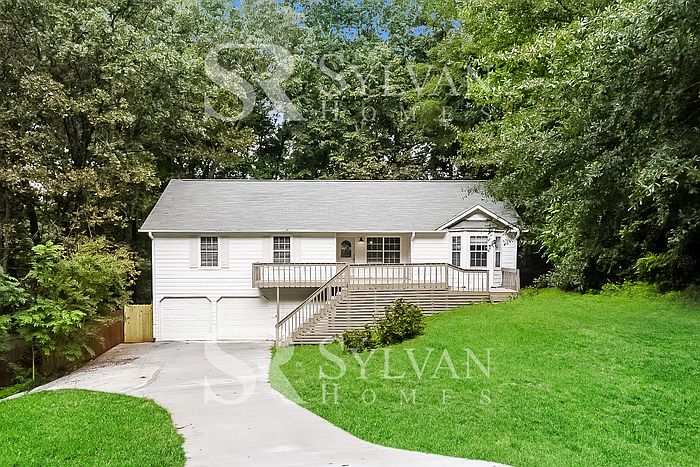 1st image of 2741 Hawk Trace Ct NE