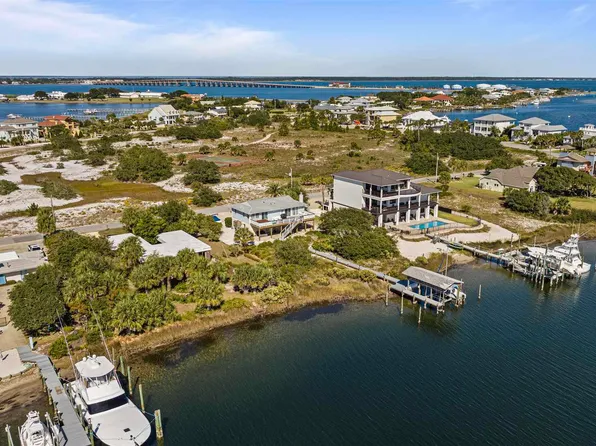 114 Siguenza Dr, Pensacola Beach, FL 32561