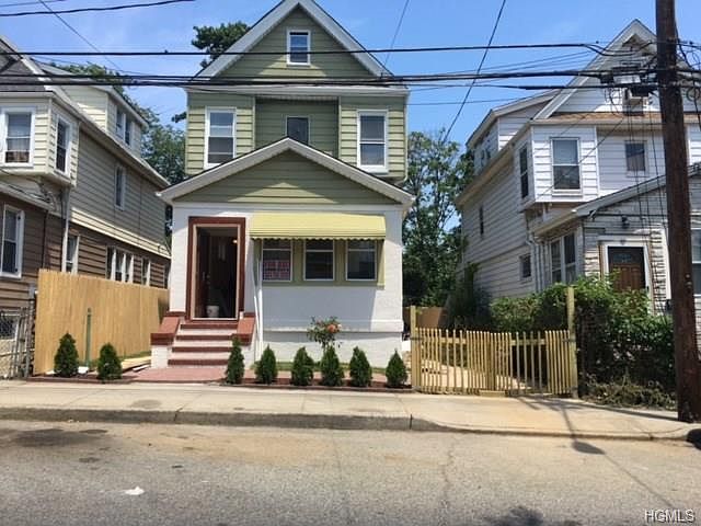 1st image of 10743 142nd St