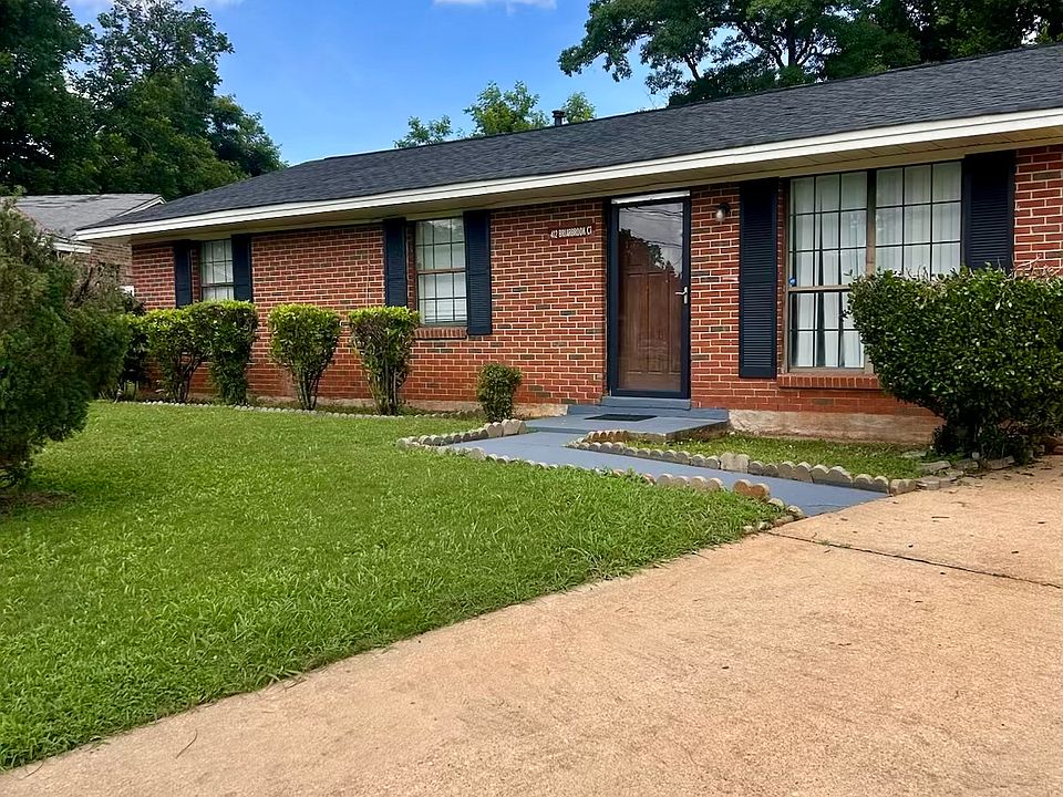Front Brick Rambler located on Culdesac