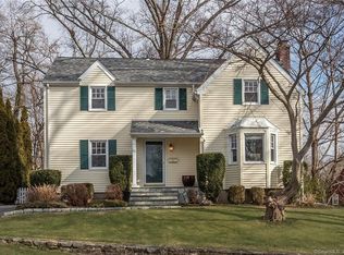 50 Lewis Dr, Fairfield, CT 06825