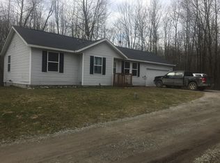 1335 Bossett Rd, Ravenna, MI 49451