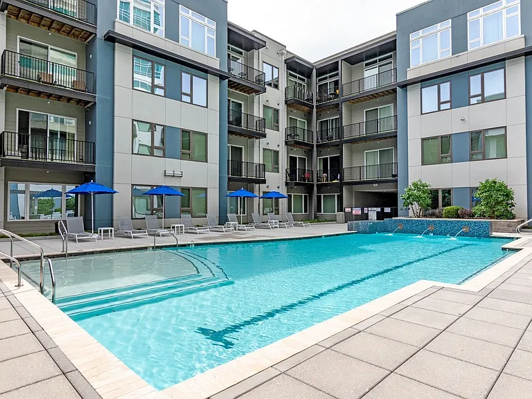 Encore 4505 at Town Center Apartments — Photo 11