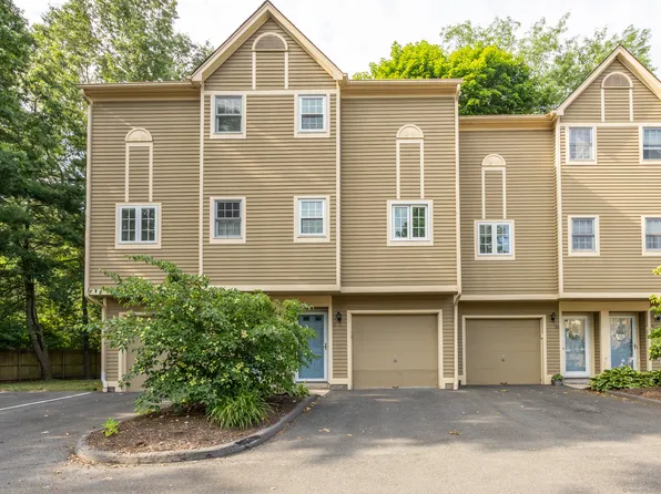 50 Pierce Street APT 11, Plainville, CT 06062