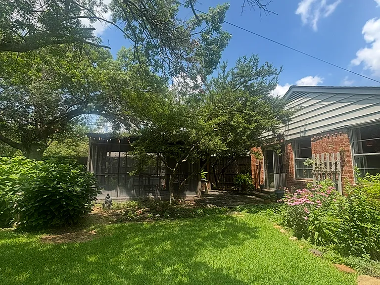 4028 Clover Ln — Photo 20