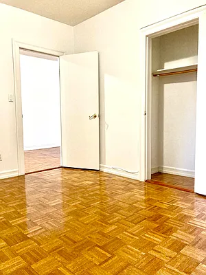 Rented by New York Residence | media 7