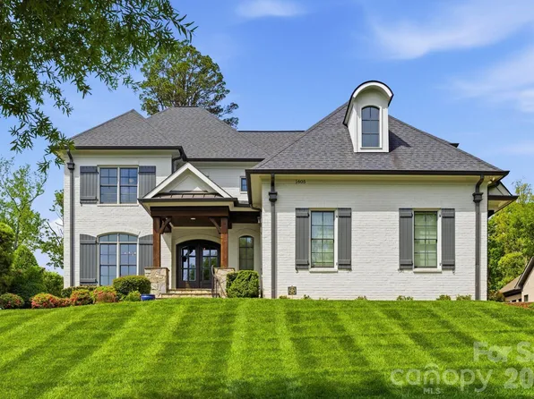 1605 Arborfield Commons Ct, Matthews, NC 28105