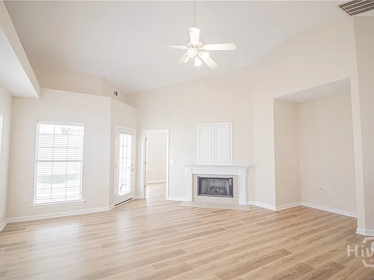 116 Slate Cir — Photo 12