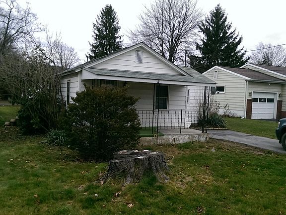 2nd image of 1404 Lawrence Ave