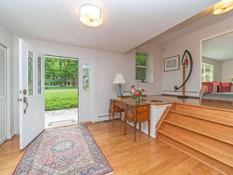 34150 Hunters Row — Photo 16