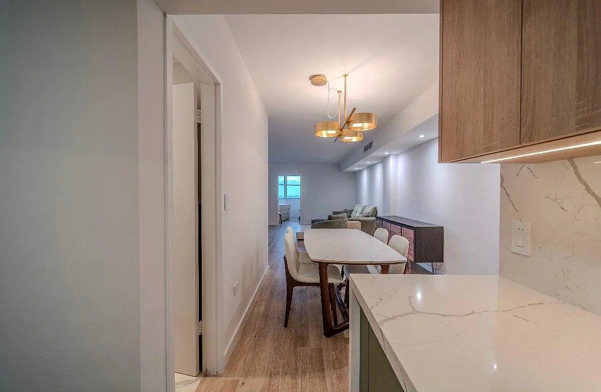 801 Brickell Bay Dr — Photo 4