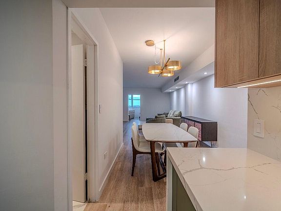 4th image of 801 Brickell Bay Dr APT 1168