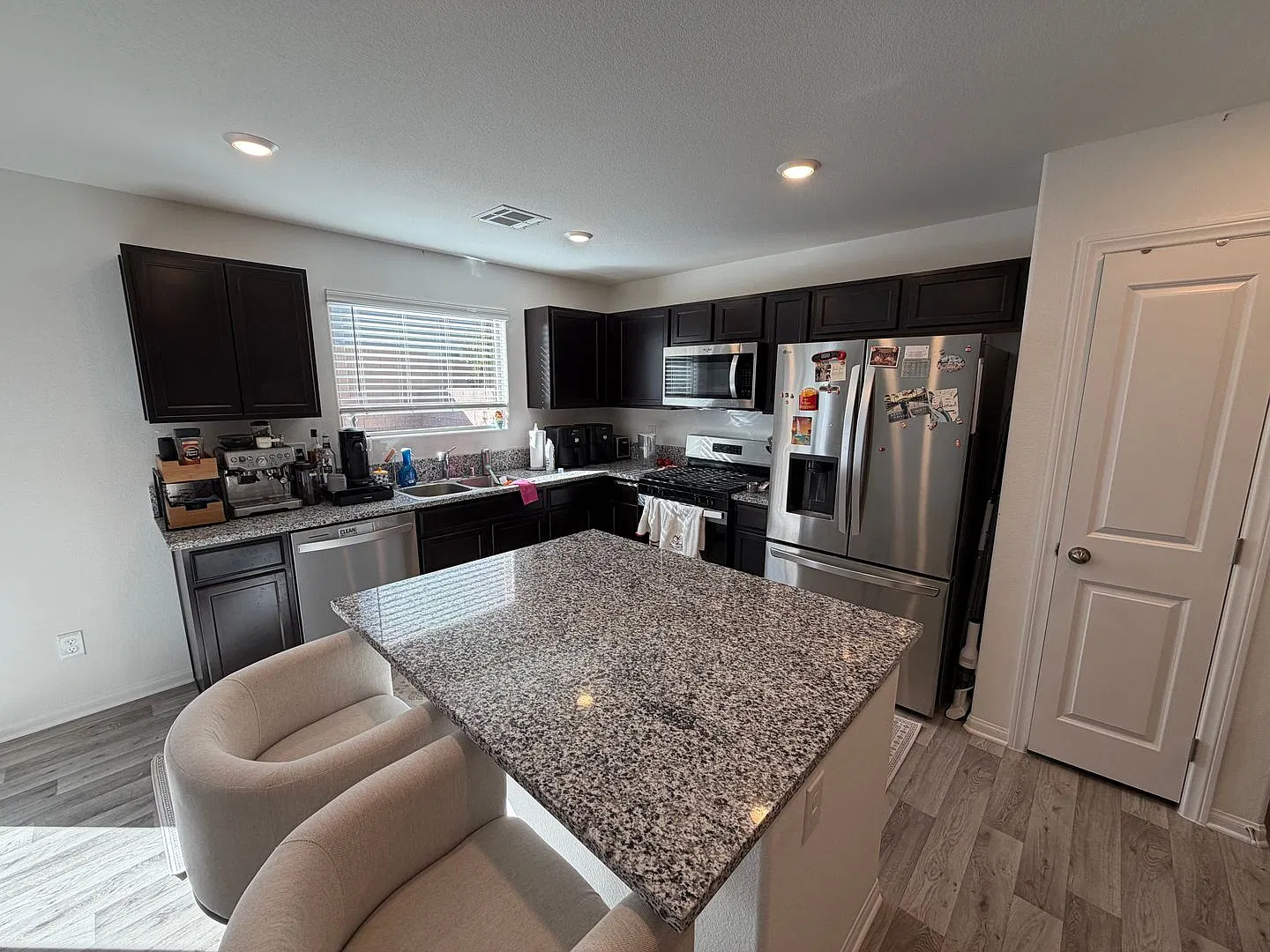 Modern 3-Bedroom Home in Southwest Las Vegas! — Photo 4