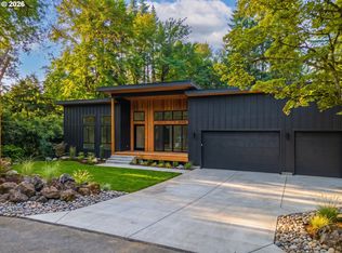 13248 S Iron Mountain Blvd, Portland, OR 97219