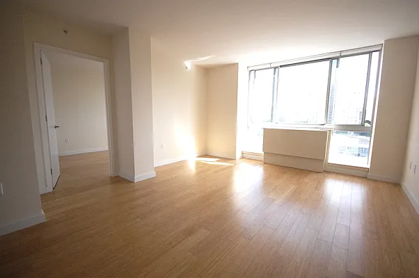 Rented by Kahen Properties | media 58