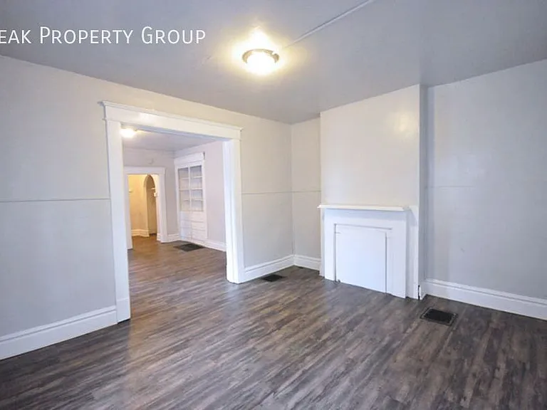 315 E 17th Ave — Photo 2