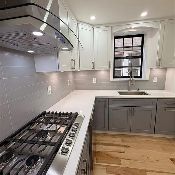 550 Jamaica Ave #2 — Photo 7