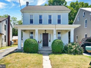 1297 Newport Rd, Manheim, PA 17545