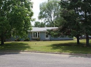 10508 Meadow Ln N, Minneapolis, MN 55443