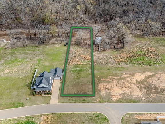 5th image of 205 Bella Vista Dr