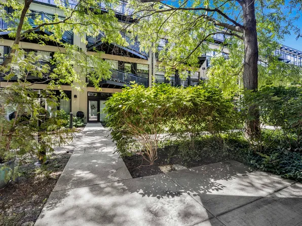 1111 W 14th Pl Unit 111, Chicago, IL 60608