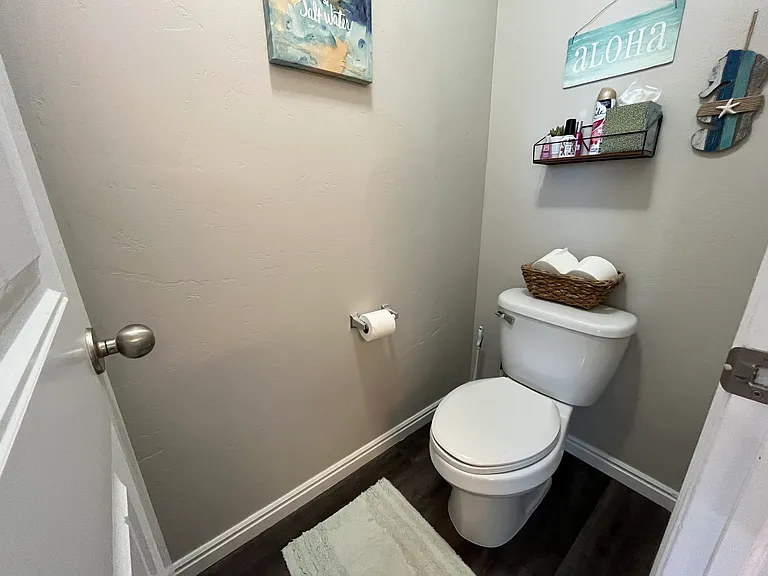 881 Berkeley Dr — Photo 25