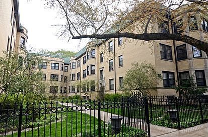 1st image of 1427 W Summerdale Ave APT 1A