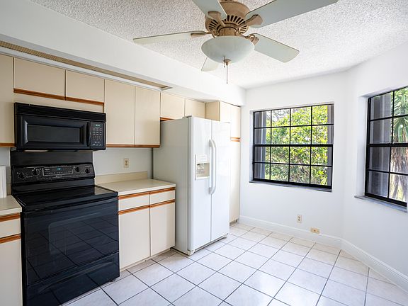 3rd image of 8429 NW 78TH Court