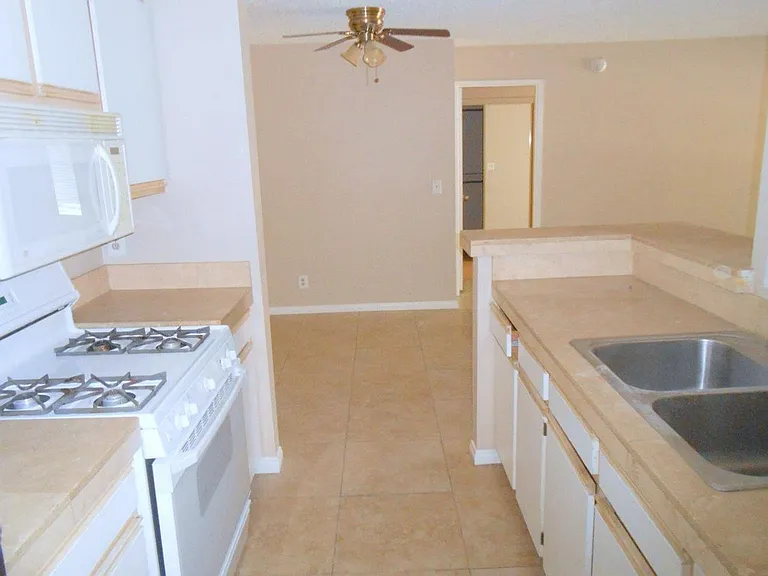 2200 Fort Apache Rd #10-2088 — Photo 10