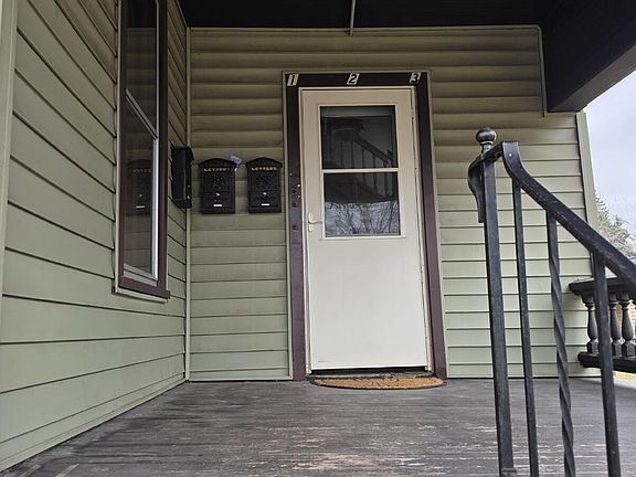 2nd image of 1003 N Appleton St Unit 2