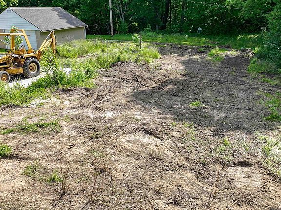3rd image of 7277 Rustic Acres Dr