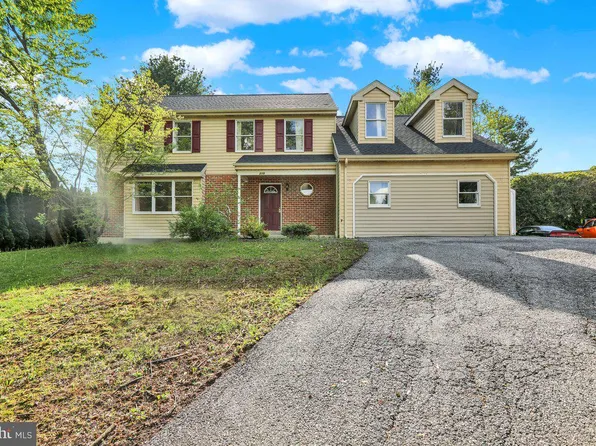 210 Charles Blvd, Sinking Spring, PA 19608