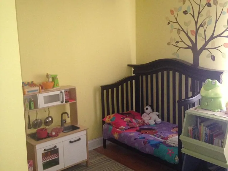 2nd bedroom