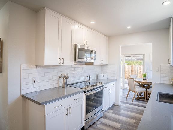 2nd image of 3362 Macleod Street