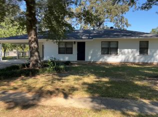 1005 Sharron Dr, Benton, LA 71006