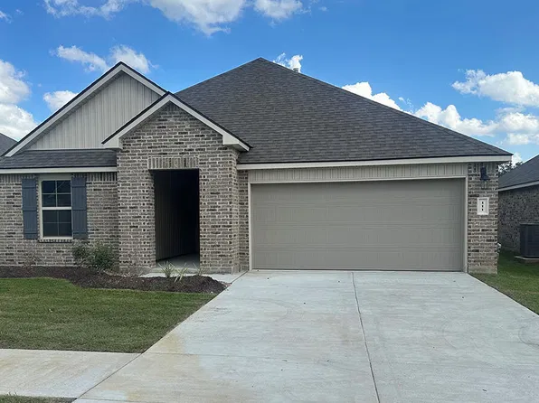 111 Lake Oak Dr, Lafayette, LA 70507