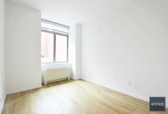 Rented by Bond New York | media 9