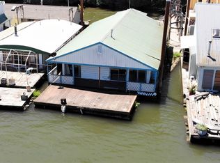 4101 N Marine Dr SLIP 4, Portland, OR 97217