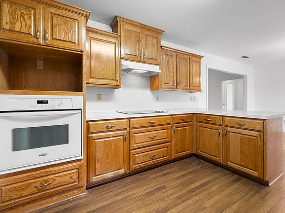 4th image of 105 Private Road 1118
