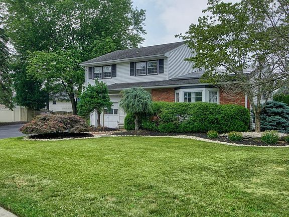 5th image of 11 Vincent Ct