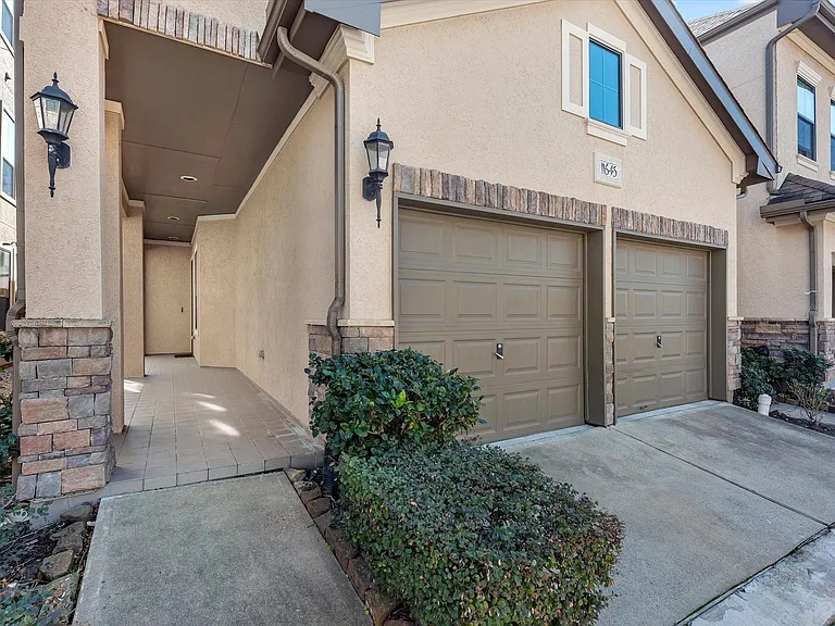 11643 Royal Oaks Vw — Photo 31