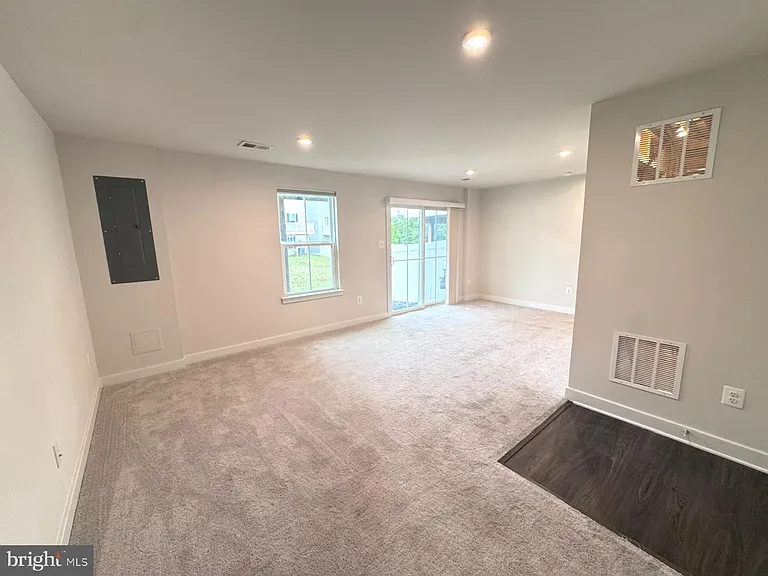 118 Twinleaf Way — Photo 46