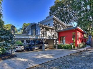 2041 Bay St, Charlotte, NC 28205