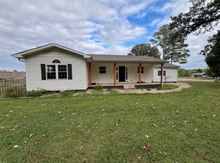 1313 Liberty Rd, Winchester, TN 37398