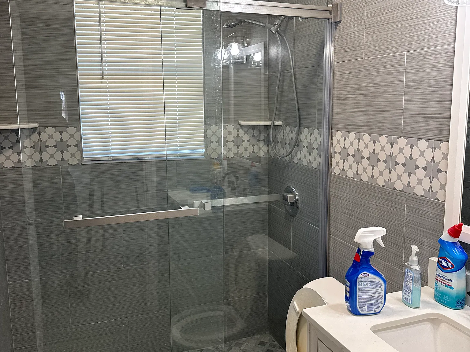 3 bed, 2000 sqft, $3,500 — Photo 2